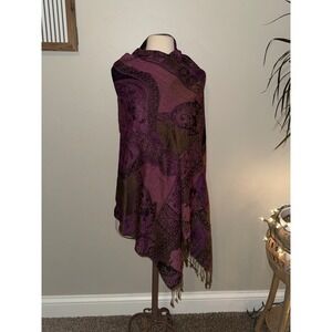 Elegant Paisley Pashmina Scarf Wrap Purple Gold Fringe Accent